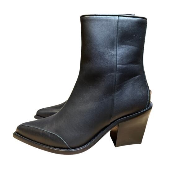 Zadig & Voltaire Cara Boots 38 Black Leather Calfskin Semi Shiny Ankle Zip NIB - Picture 1 of 8